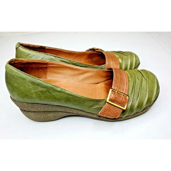 Miz Mooz Shoes - MIZ MOOZ Oro Wedge Pumps